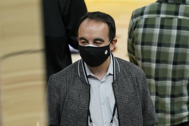 【揭秘】交易完败 偷情出轨 罗萨斯被裁墙倒万人推